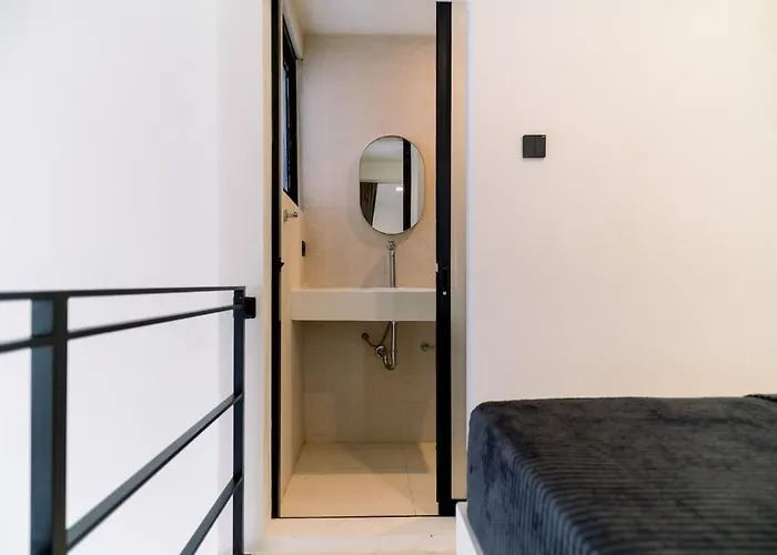 Tropical Modern Loft * チャングー