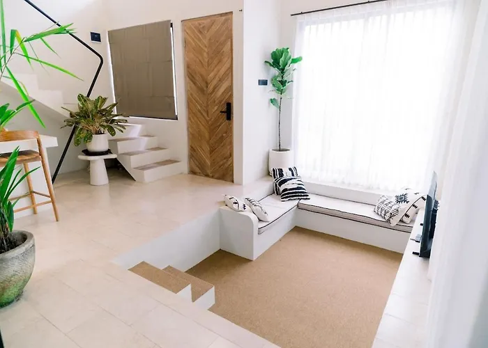 Tropical Modern Loft *